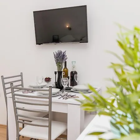 Studio Apartment Harmony Np Krka Lozovac Exterior photo