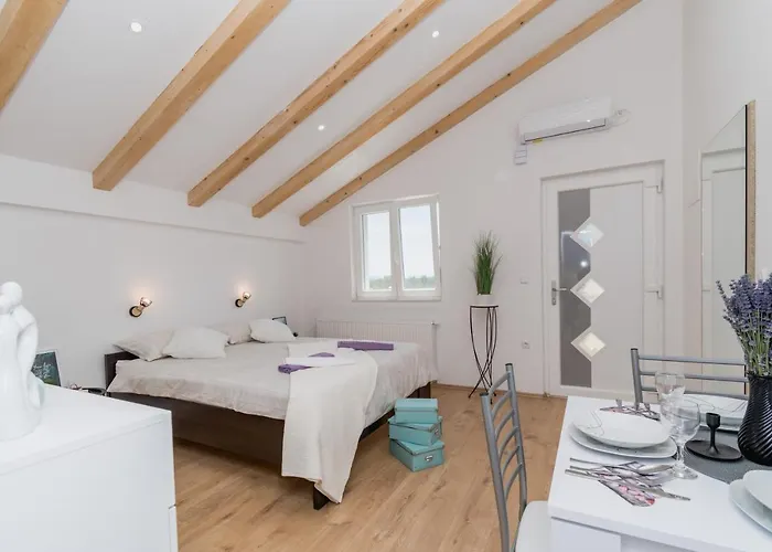 Studio Apartment Harmony Np Krka