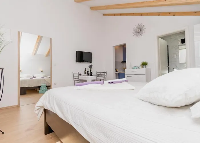 Studio Apartment Harmony Np Krka